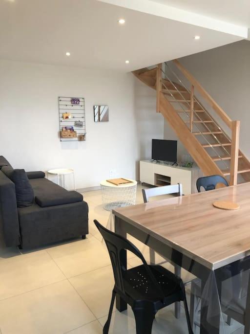Le Logis Du Chesnot Apartment Saint-Quentin-sur-le-Homme Bagian luar foto